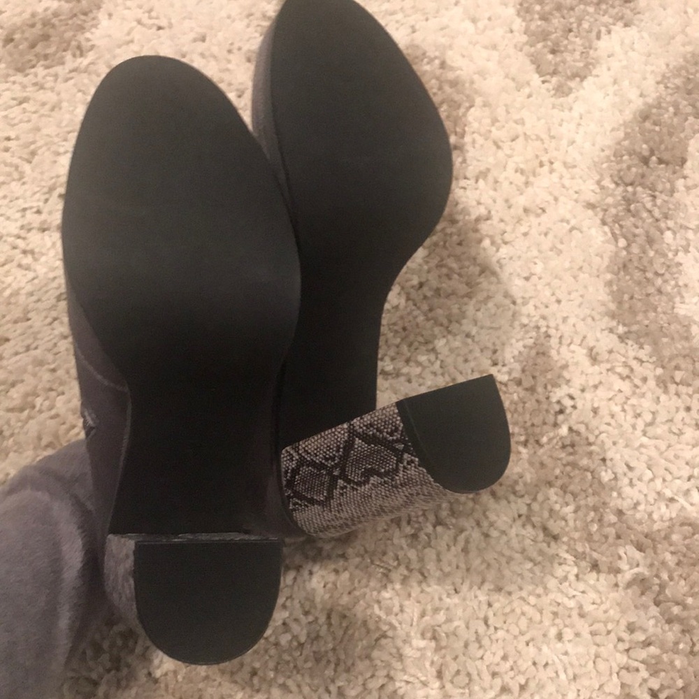 Super Fab Snake Print Heeled Booties Nib - image 5